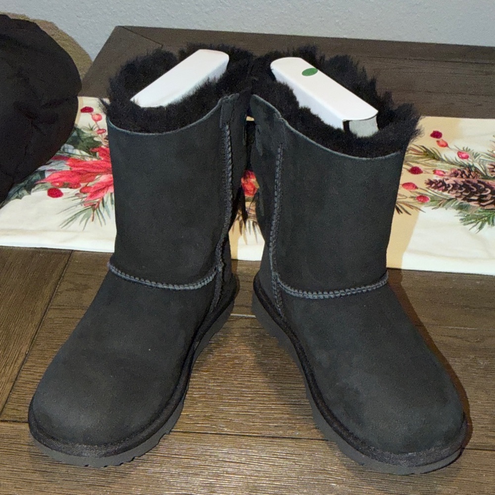 UGG Black Kids Boots